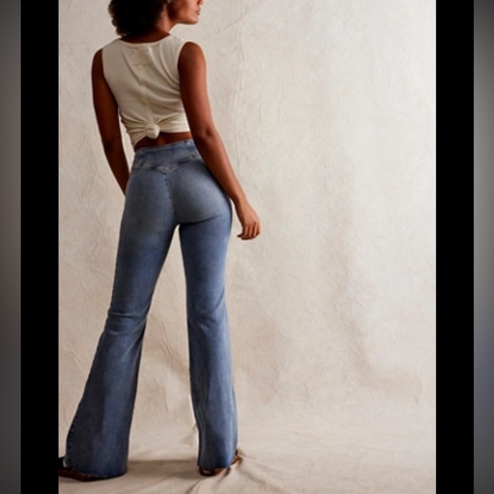 FREE PEOPLE WE THE FREE CRVY Wild Honey Denim FLARE - Picture 3 of 4